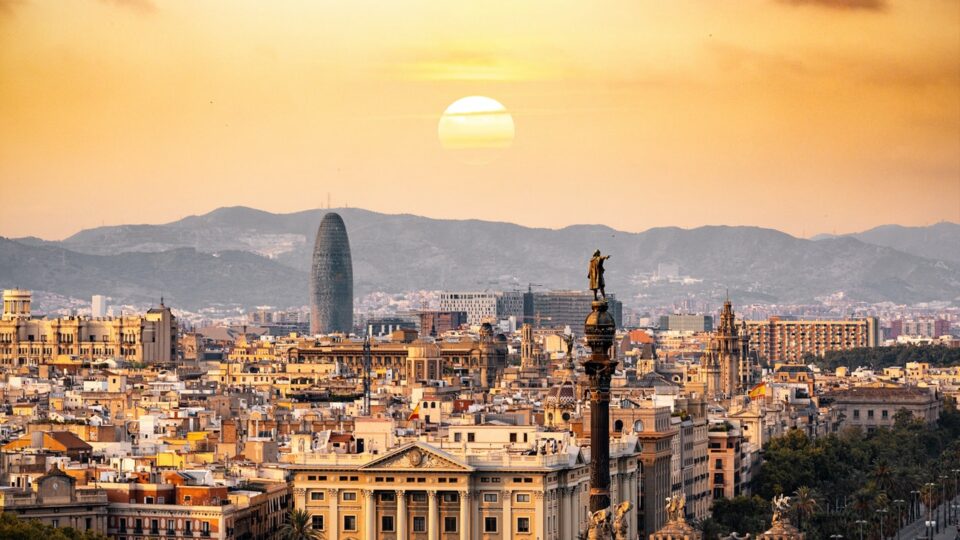 Barcelona: Die reizvolle katalonische Metropole erkunden